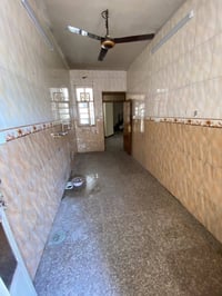150 متر طابق ارضي غرفه وصاله مطبخ هوال كراج   ايجار 700  للاستفسار الا...