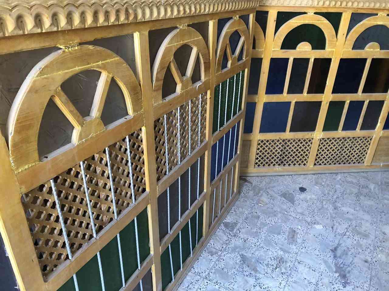 ديكورات بغداديه للبيع التفاصيل عالخاص او الاتصال على الرقم ‭0774 812 5254‬
