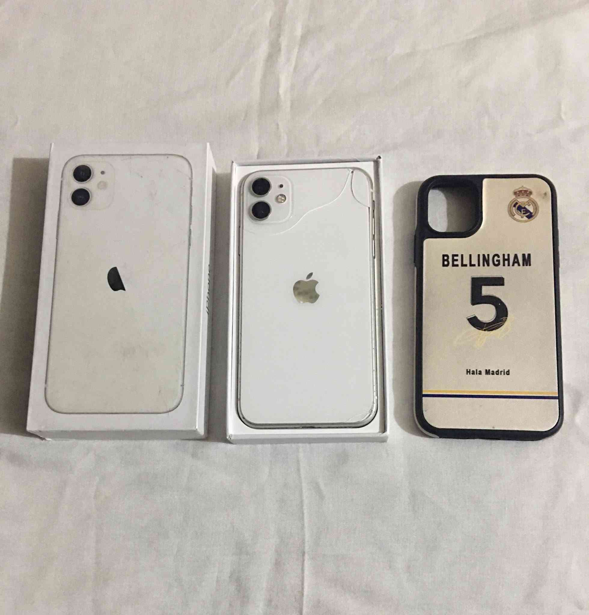 السلام عليكم 
ايفون 11 
ذاكره 128/ نموذج M/ تحديث 26.3.1/ لون ابيض 
كامل ملحقات 
مبدل فقط بطاريه للادامه نسبته 98 
الجهاز كله بلادي وكله شغال 

*وكع مني وضهر نفطر ونقطه بيضه شفافه طلعت بالشاشه ما ماثره / الفيس ايدي يطلب محاوله لاحقا

السعر 140 قفله 
بغداد الكاظميه


**إذا كنت صاحب هذا الإعلان وتريد حذفه لأي سبب، رجاءا أرسل رسالة إلى الدعم الفني**