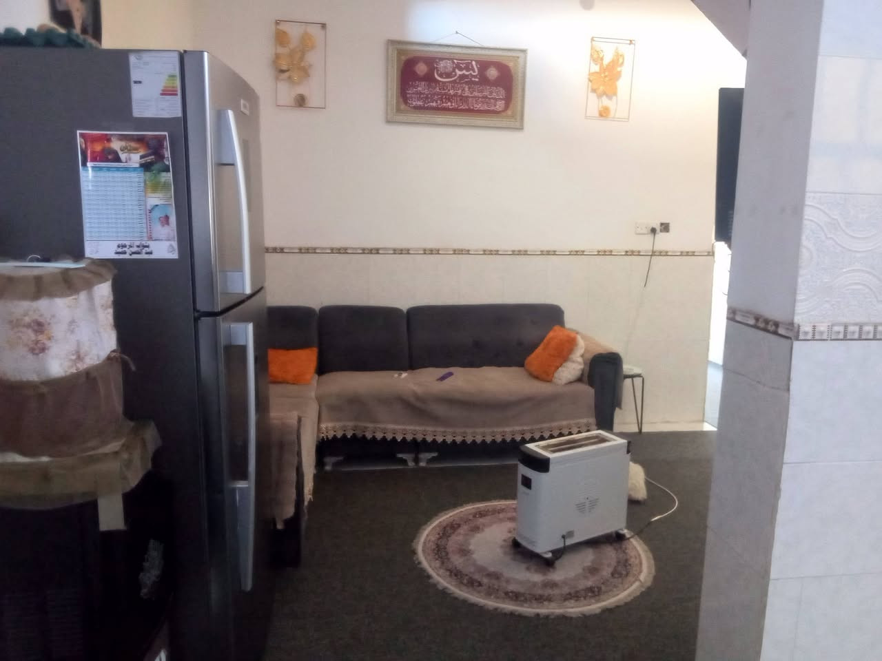 بيت للبيع 100م ضباط الثانيه مربع الحشد قرب تارتار حي الرحمه 70وبي مجال ***********
