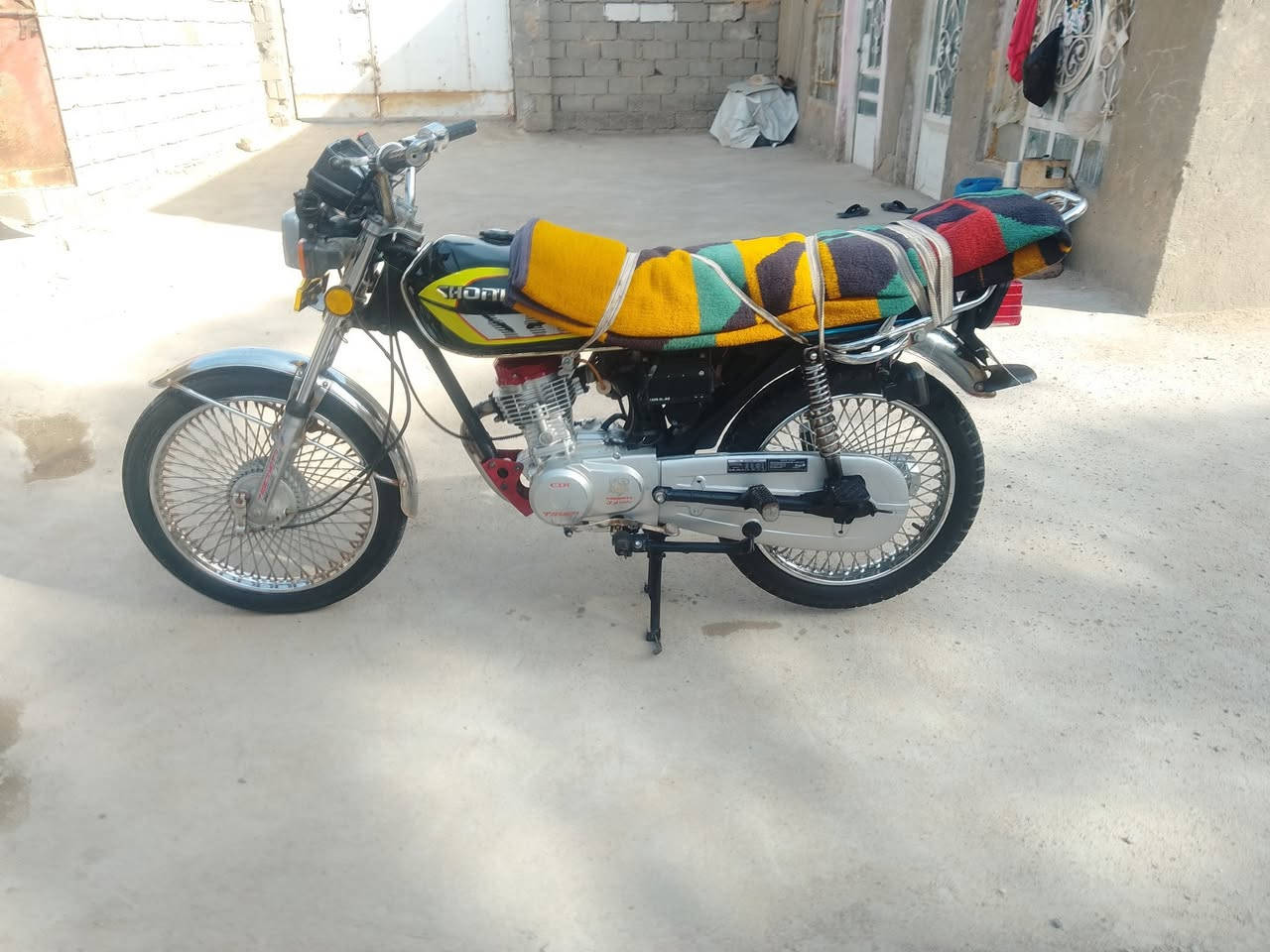 سلام عليكم يولد دراجه اربعه كير موديل 21اوراق اصلي مكاني كفل لسعر 450او بيه مجال قليل متوازي عله بيعه هاذه رقمي ***********
