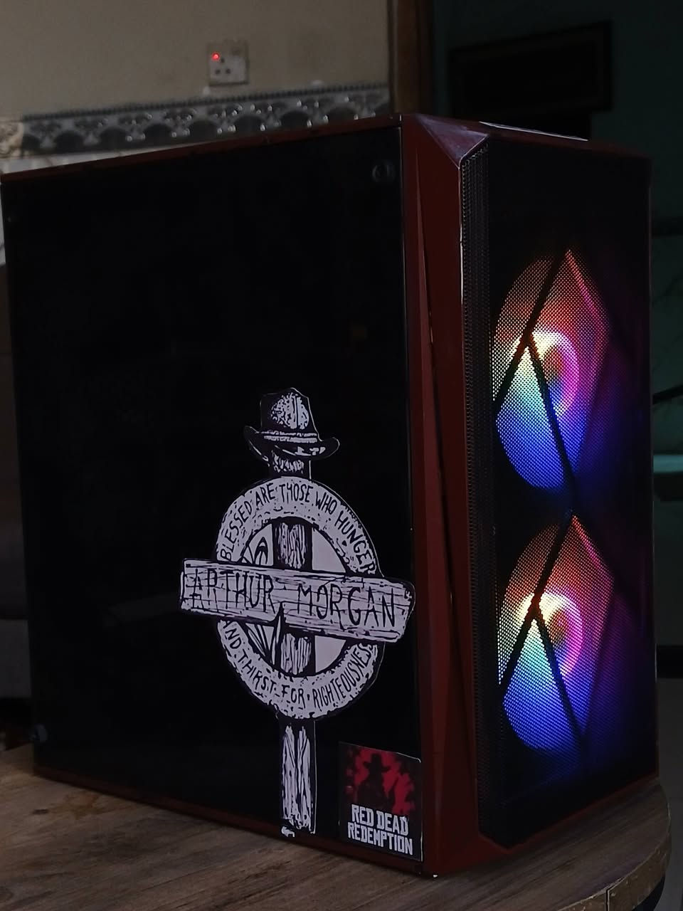مكاني بغداد الدورة رقمي ***********
سعر ٣٠٠ الف بي مجال بسيط 
R5 4650g pro 
B450 gigabyte
Ram 16 ddr4 
Psu 550 plus 80
Case mini tower red dead redemption
(بدون تخزين )
