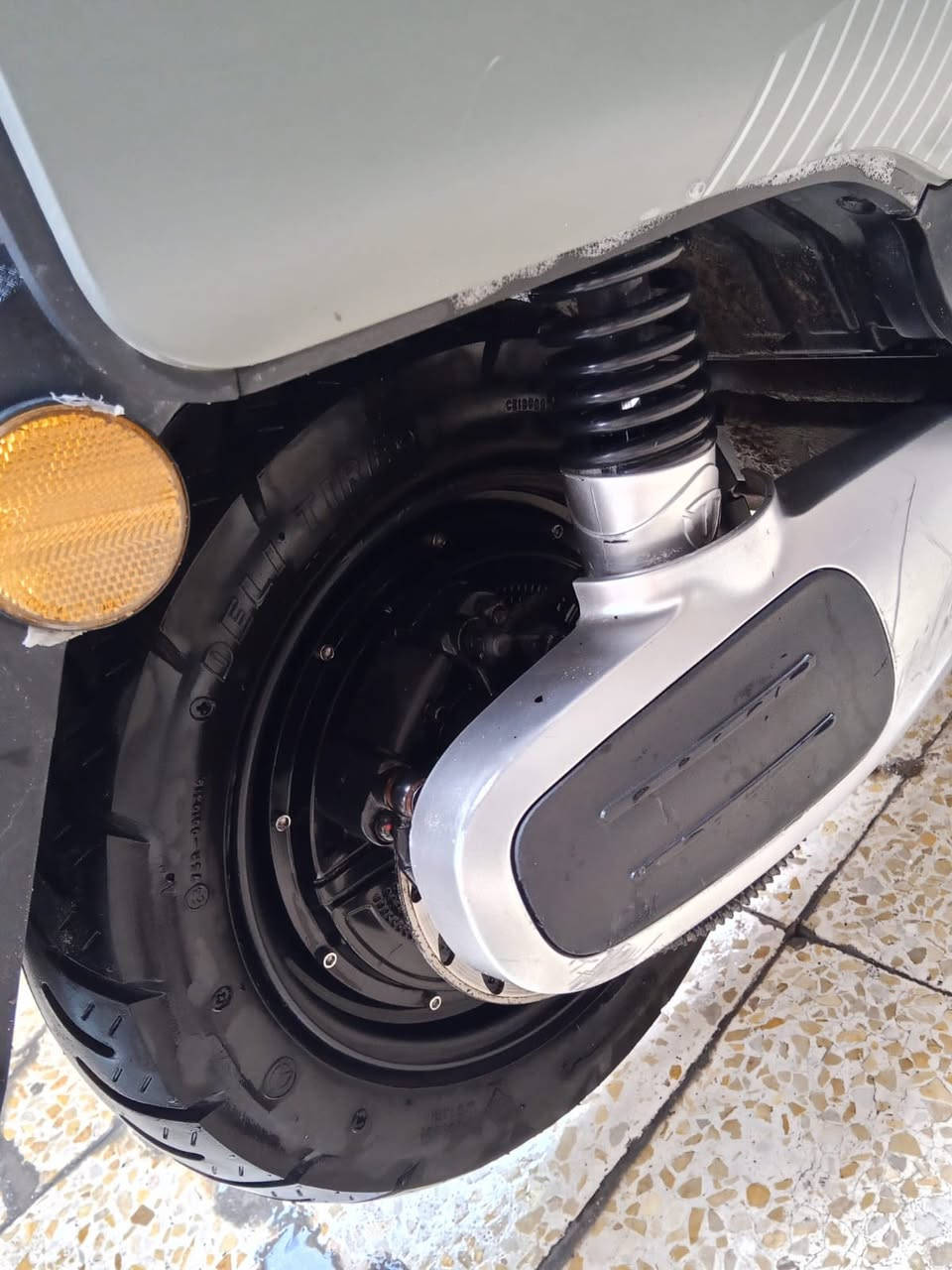 سلام عليكم دراجه شحن نوع تيلج (تسلا)سرعه ٧٠ حقيقي 
ملف ١٥٠٠ ،6بطاريات إكبار 
بيه زر كاشف عطل ومثبت سرعه وبك رجوع للخلف بيه قاطع دوره ضد مي دراجه كفاله ممدل كلشي بيه بس تاير خلفي اصلي تايواني ، دبل اشاره لايت عالي ناصي ٣سرع   
سعر خاص 
للتواصل ***********
