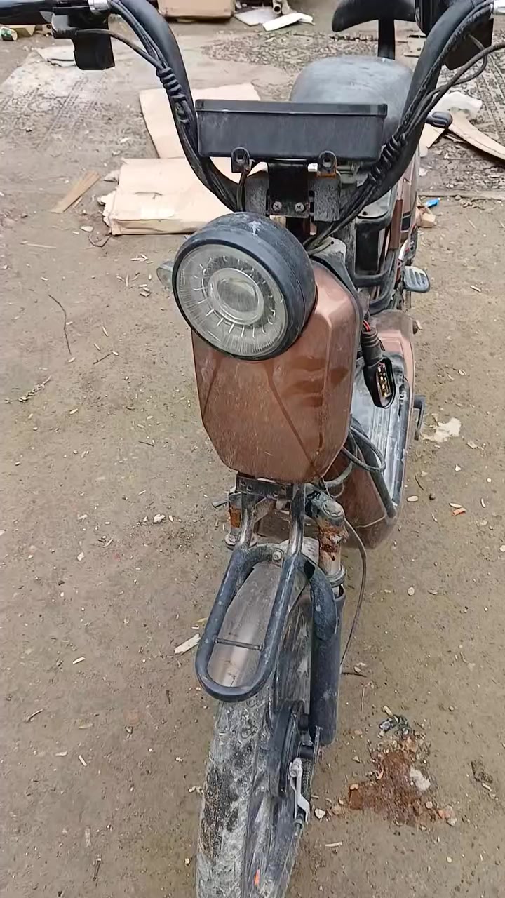 سلام عليكم شباب دراجه البيع دراجه ابيعه فحم عله هل وضعيه الي يريده هاذه رقمي *********** بي واتساب
