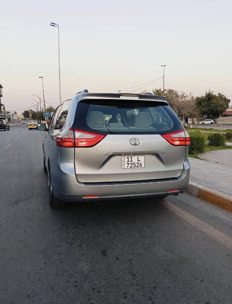 بسم الله الرحمن الرحيم 
السلام عليكم
للبيع تويوتا سينا موديل 2019 رقم بغداد الجديد
بيها قطع صبغ الصفحة اليمنى اثر شخوط اما ضررها بأمريكا امامي كما موضح بالصور
صدر جديد مبدلة على ايدي دبلات امامي خلفي وشمعات تخم تاير جديد بعد ما ماشية بي السيارة تبريد تدفئة كلها شغالة السيارة جاهزة وما متعوبة ولا مشتغلة خطوط ماشية 100 مايل ترايك وين متحب السعر 190 مجال قليل مكان السيارة بغداد للأتصال على الرقم ***********
اللي تخدمة السيارة يدلل واللي ما تخدمة يترك كلمة طيبة وشكراً لإدارة الكروب
