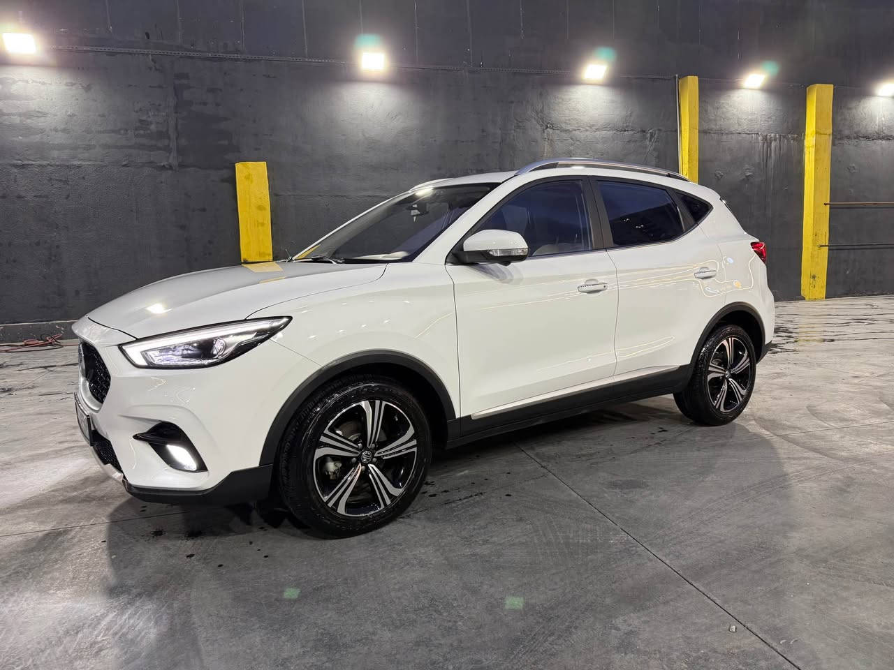 MG ZS luxury 2024  مجى زيتس ٢٠٢٤
بى بو ياخ بى سارد بى شوخت   فول موسه فات  سلايت پانوراما كوشن جلد ناو سپى. كوشن كا ره با ئاوينه كا ره با ئاوينه ئيشاره ت ته حكومى سه ر سوكان ته عديل سورعه  بريك به سمه  لايت عده سه ليد  دوگمه ى هه وراز   سو كان ته قه ل گاعى سه ر دوسه  به رگى كوشن و كا مل ١٤ هه زار روشتوه.   ويل كروم  ١٣٧$ مجاليكى كه م *********** السليمانية, العراق
