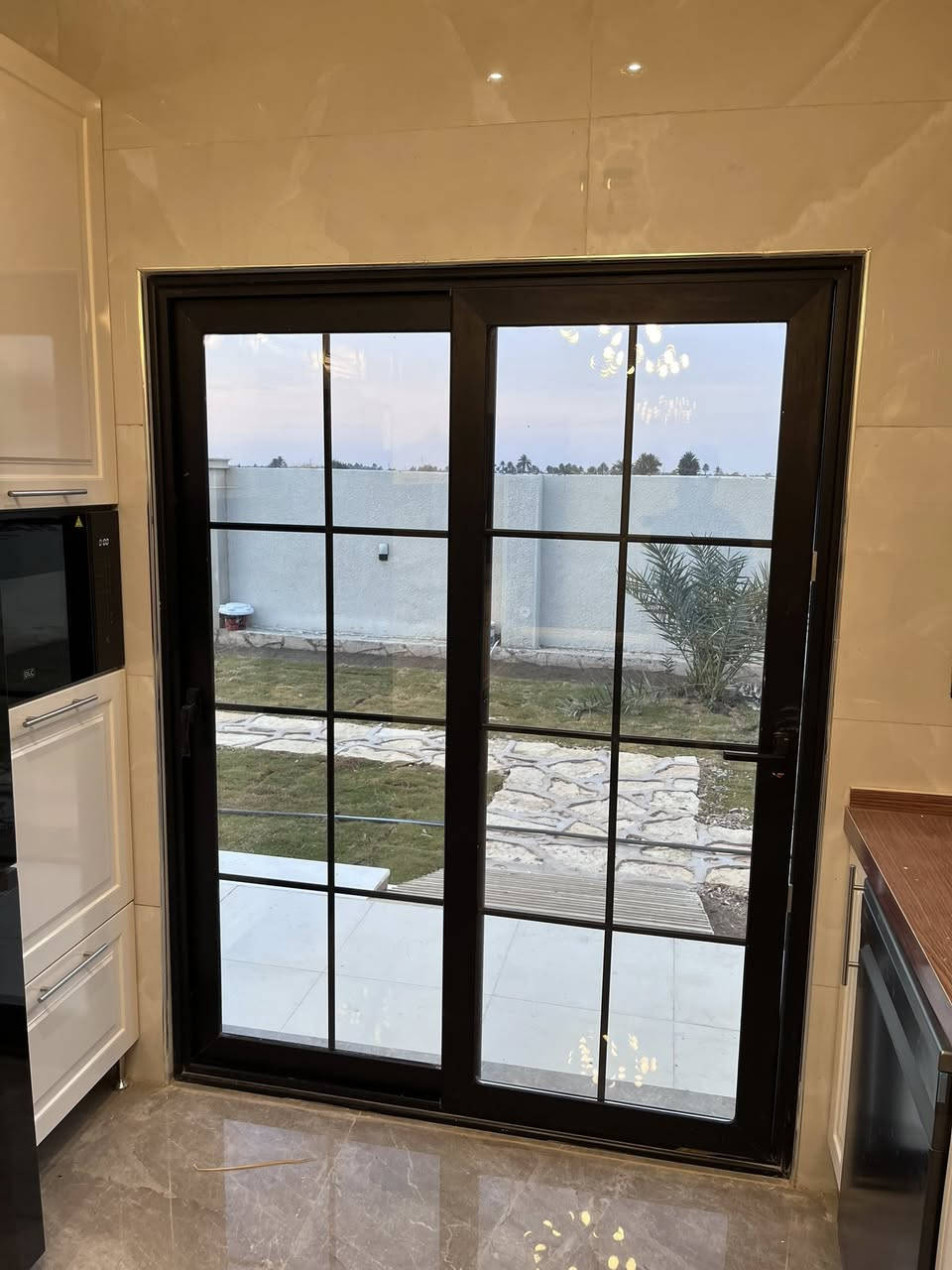 سلام عليكم
معمل ألمنيوم الصرح يقدم أفضل الخدمات لكم 

 

شبابيك مفصلي 6

شبابيك سلايت 7.5

شبابيك سلايت 9.5

ابواب مفصلي 6 

محجر جام 10 ملم مسكرت 

كيرتن وول 

ابواب G60 

شبابيك G60 

ابواب G75 

شبابيك G75 

كل ما عليك هوة الاتصال على الرقم 

ونجيك وين متكون 

*********** متوفر واتساب 

عنوان المعمل بغداد الكاظمية شارع المفيد مقابل العيادة الشعبيه
