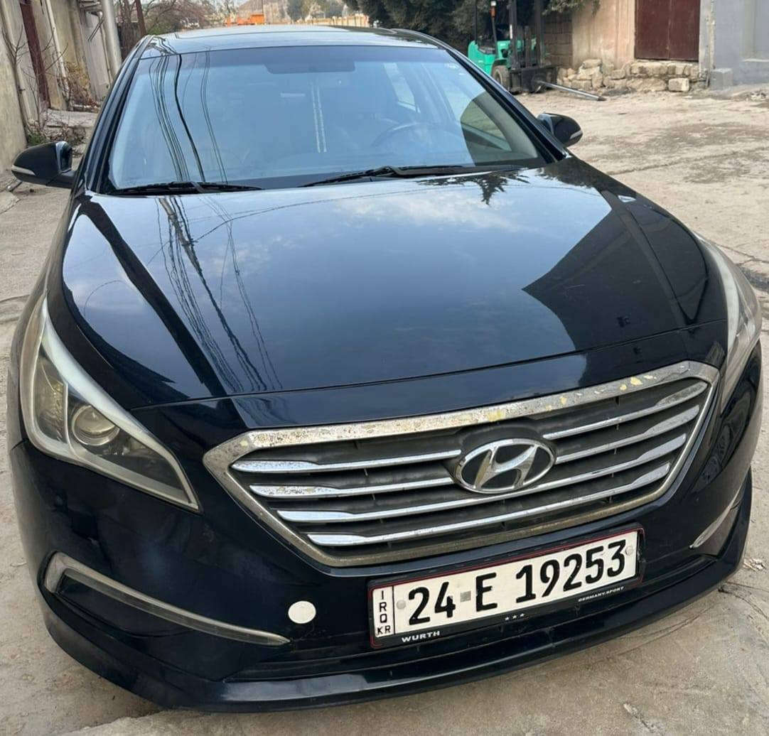 السلام عليكم
سوناتا 2017 وارد امريكي
فول مواصفات للاخير ليمتد 1/1
ماشيه 88 الف  
مواصفات ( لمتد)  ( Limited )  
رقم دهوك باسمي رقم وسنوية وهزة كله جديد
المواصفات :
 بصمة تشغيل وبصمة ابواب وصندوق ذكي +
 فتحه سقف + 
كشنات جلد اصلي +
 كشن كهرباء وهيترات +
 شاشه كار بلي +
رادار جانبي +
فول تحكم + 
اشاير بل مري  + 
لد امامي وبك لايت لد خلفي+ 
حساس خلفي + 
تبريد قطعتين + 
السيارة بدون بارد ولا صبغ ولا تعديل
حادثها فقط بوند ومبدل باصلي بدون دواخل
سياره جديده جدا سعرها معقول بالعافيه ع الياخذها 
 

رقم صاحب السياره 
***********
***********

السعر :: اطلبه بالتعليقات يصلك خاص 📩

#ادارة_الصفحه ⚡

ملاحظه / 🔴
مدير الصفحه غير مسؤول عن بيع وشراء واصوليات السياره نحن صفحه لعرض السيارات فقط.
