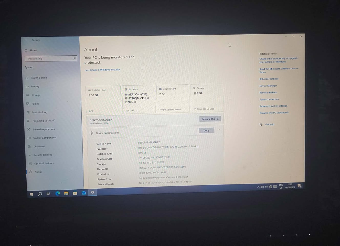 لابتوب عملاق العمل الشاق HP EliteBook 8560w Workstation نظافة ممتازة 
​💻 المواصفات:
​المعالج: Core i7-2720QM (رباعي النواة أداء قوي بالفحص).
​كارت الشاشة (خارجي) : Nvidia Quadro 1000M 2GB مستقر وبحالة Perfect.
​الرام: 8GB DDR3.
​الهارد: SSD 256GB سريع جداً.
​الشاشة: 15.6 بوصة Full HD نظيفة.
​الملحقات: شاحن أصلي عملاق 230 واط.
​⚠️ ملاحظة للأمانة: البطارية منتهية وتطلب تبديل (يعمل مباشرة على الشاحن وبأقوى أداء). يظهر كسر بسيط في زاوية واحدة من غطاء الظهر السعر200
***********
