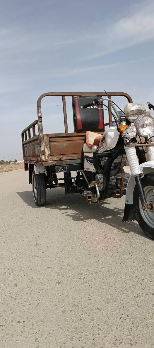 سلام عليكم ستوته للبيع موديل20اصولي اوراق مكينه سوبر دايون وكاله قبل كم يوم شديناه الستوته جاهزه تواير خطه جدد مكفوله من كلشي مكاني ناصريه مركز
السعر مليون وخمسميه وبيه مجال 
رقمي :***********
