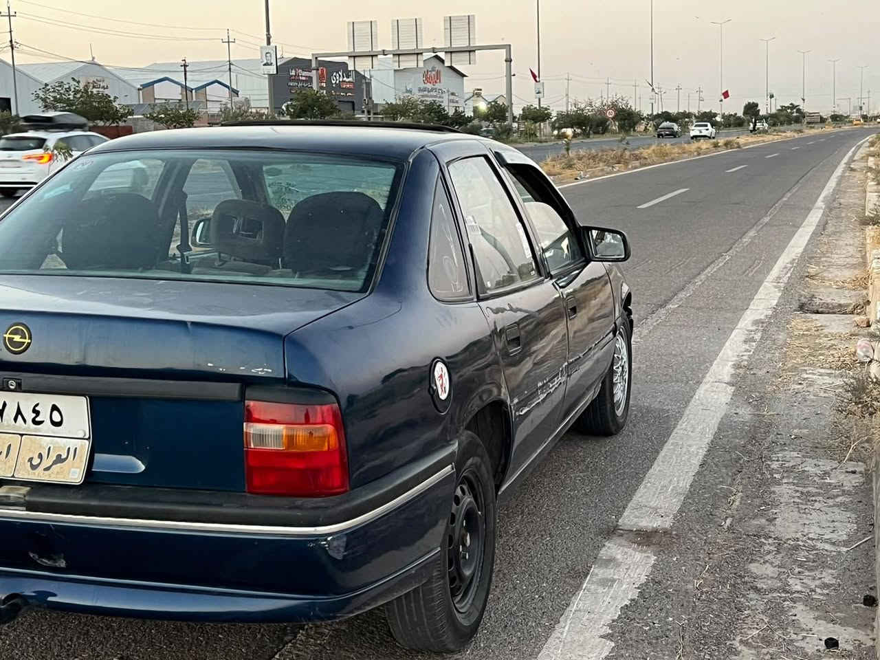 اوبل فیکترە مودیل 1992 مەکینە 18 صبغ عام چەمەرخ دوایەوەی گۆڕاوە رقم اربیل سنویە 2024 دفتر بەنزین شرط تحویل و کالە سعر28 عنوان کرکوک  واتساپی لەسەرە    ***********
