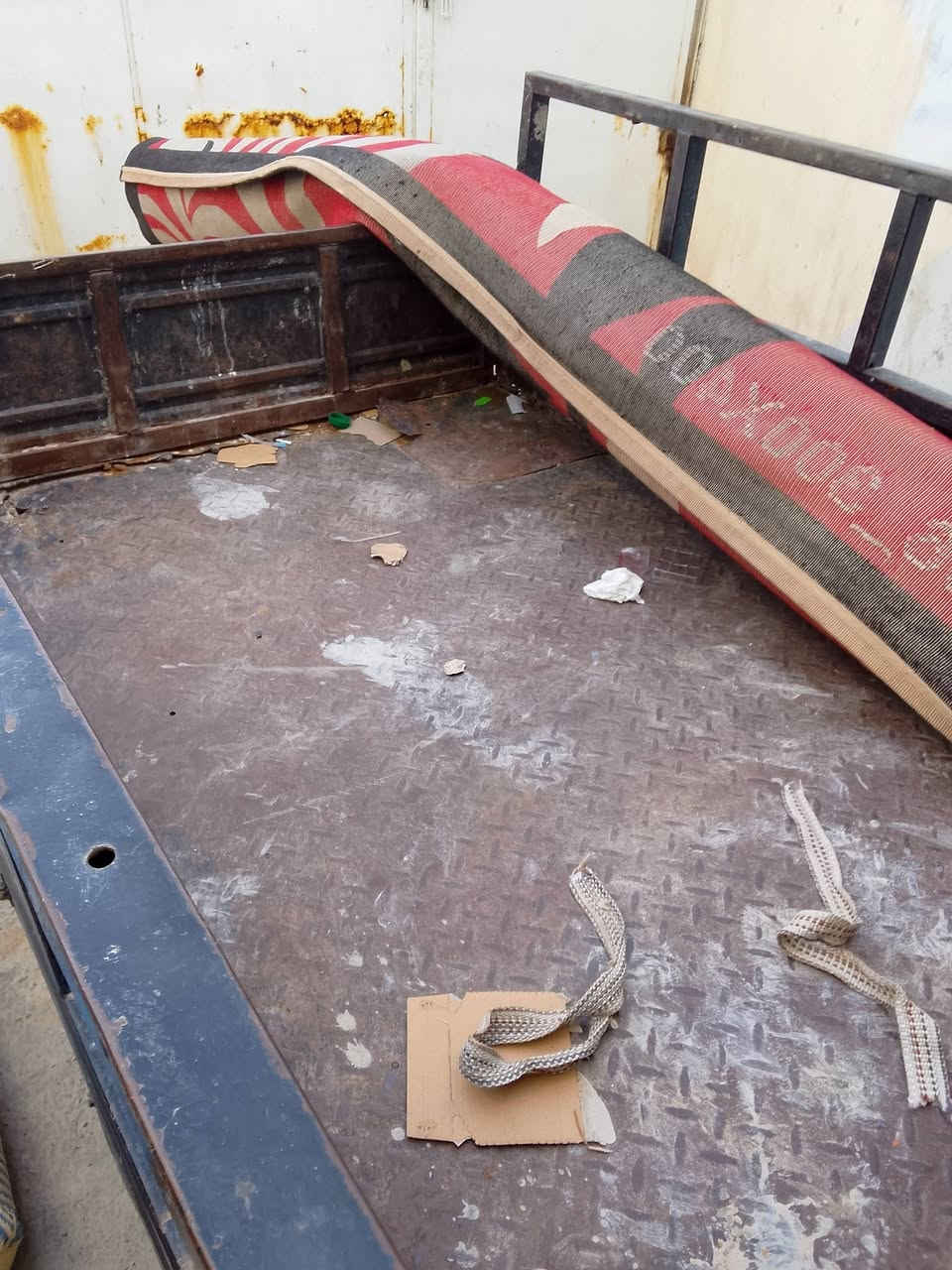 اسلام عليكم ستوته للبيع قويه كلش مكينتها لا تنقيص ولا تبخير بس السيم مال الهندر فالت غير هاذة كلشي ما ليها كلك كلك السعر 300 رقم التلفون ***********
