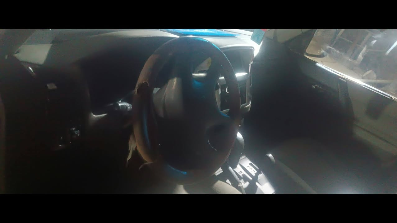 باجيرو 2002 للبيع محرك جديد مجفت خير من الله باسمي السعر 62 وبيها مجال سكن بغداد رقم موبايل ***********
