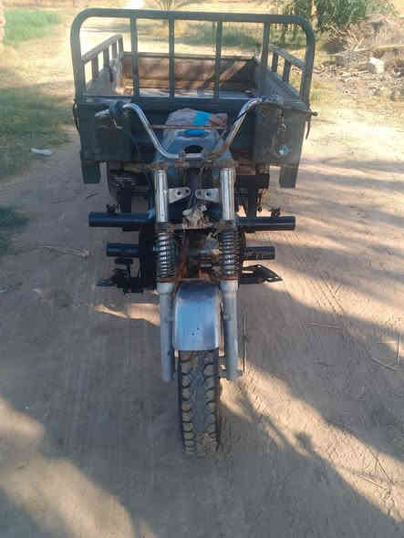 سلام عليكم ستوته لبيع 2014رقم ابيض وسنويه ركبه بيه لحيم قليل ومحركه بيه بخار بدون تنقيص نفس ما واضحه بل صوره ستوته سعره 650وبيه مجال قليل مكاني بابل مسيب ***********
