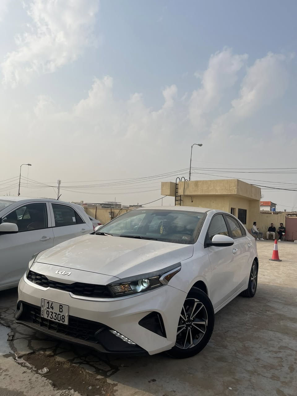 السلام عليكم 
كيا فورتي 2022 وارد امريكي 
السياره معوقين الرقم الجديد نص مواصفات 
تقريرها جاملغ وبنيد بدون دواخل الجاملغ نفسه مرجع والبنيد مبدل سياره جديده بمعنى الكلمه السعر 147 وبيها بسيط رقم الهاتف *********** 
مكاني الجزائر 14 تموز  
مكلف بالنشر الاستفسار على الرقم
