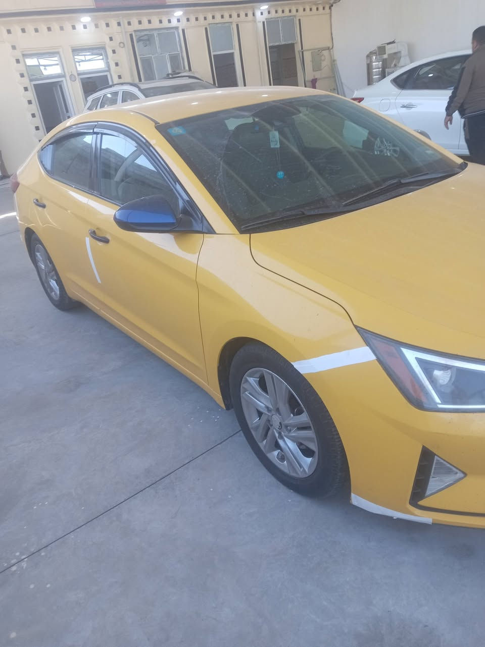 سلام عليكم النتره 2019وارد امريكي حثه جملق ليسار لمامي السعر 125وبيه مجال ***********
