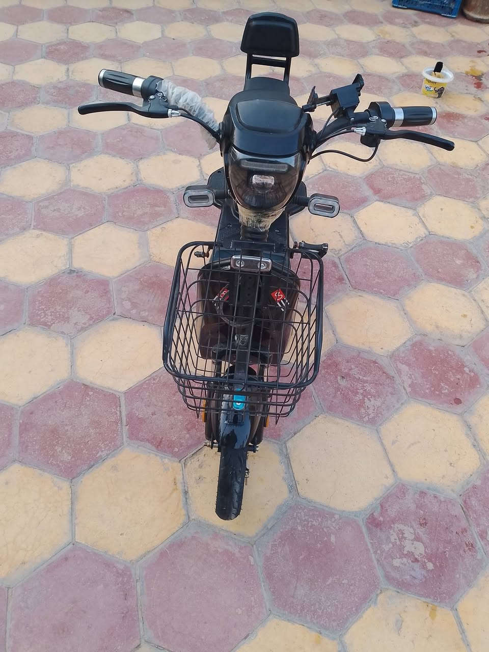 سلام عليكم شباب دراجه شحن حجم 14 للبيع دراجع حلوه ونضيفه مستعمله 3اشهر جديده بمعنى الكلمه السعر خاص وهاذه رقمي بي واتساب *********** متواجد عل فيس تعال خاص وبيك خير وتدلل
