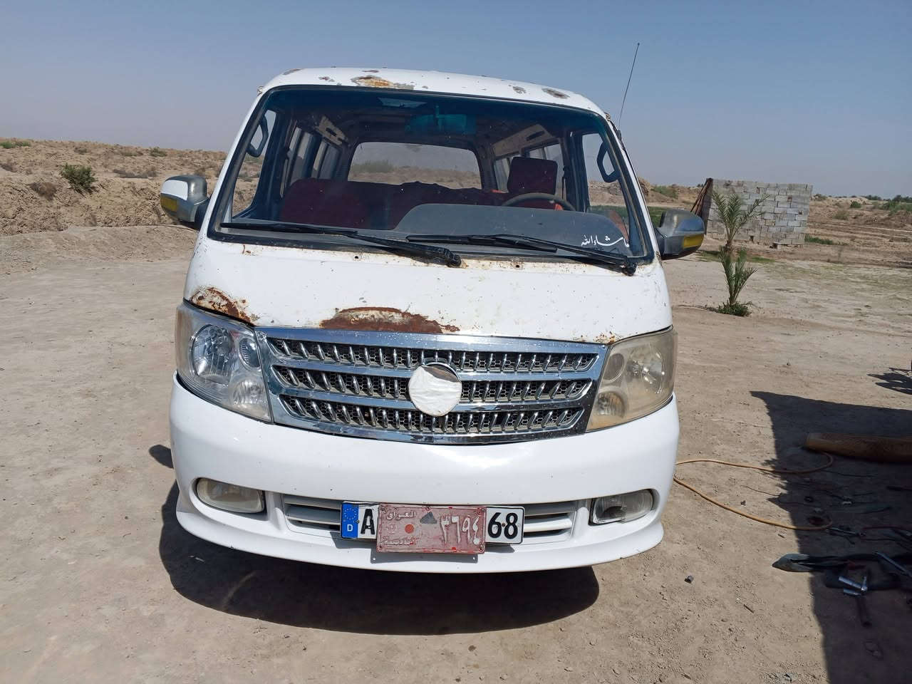 سلام عليكم سياره فتون موديل 2009 تحويل شوكت مايعجبك كير مكينه  حداديه  تخم تأير جدد  رقم قادسيه   سعره 35 بيع ومراوس حسب لقناعه   مكان لدوانيه  رقم ***********

