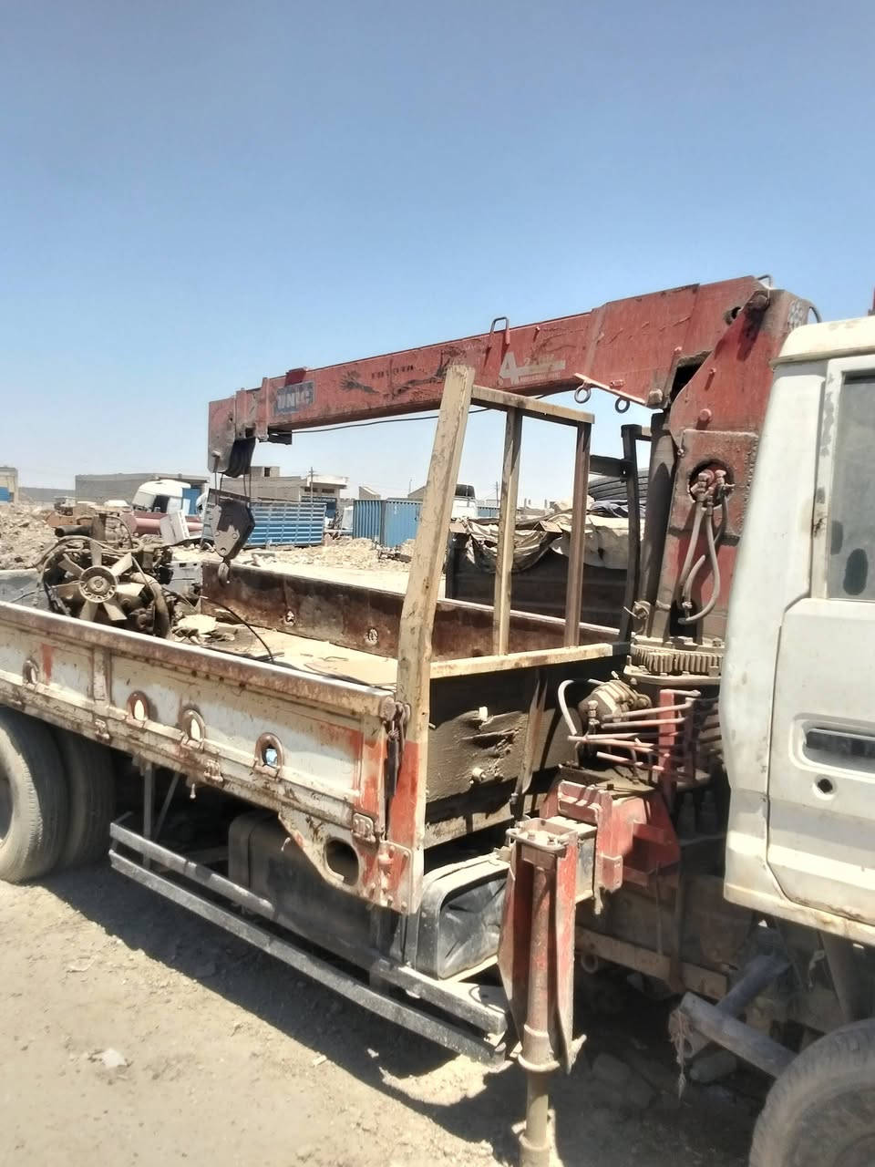 سلام عليكم لبيع كرين 2 سلايتات 2 طن مكان جهاز بغداد كسرء وعطش رقم الهاتف ***********
