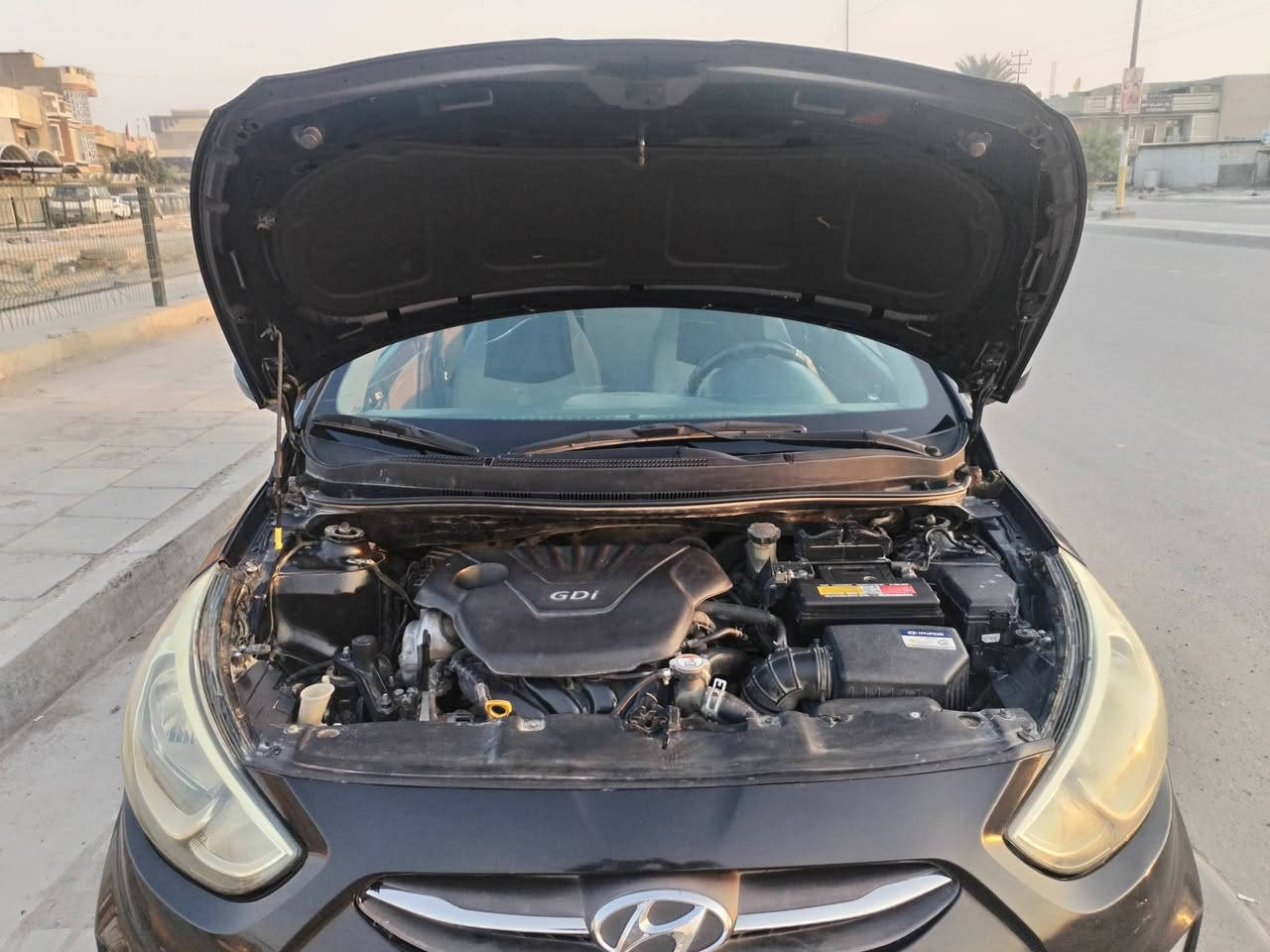 السلام عليكم
هونداي اكسنت موديل 2017 امريكي

محرك 1600 ماشيه 87 حقيقي

رقم جديد انكليزي وسنويه باسمي 

تبريد ثلج مبدل منظومه كامله جديد

السياره جاهزه من كل النواحي 

5 ويل كب بلادي

فول تحكم ستيرن جهتين 

نظام ايكو ومانع انزلاق

دسك خلفي امامي السعر 87

بيها صبغ جاملغ وبنيد بدون دواخل

وصور الحادث والسونار مرفق بالصور 

مكاني السيديه قرب تقاطع درويش للاستفسار الاتصال ***********
