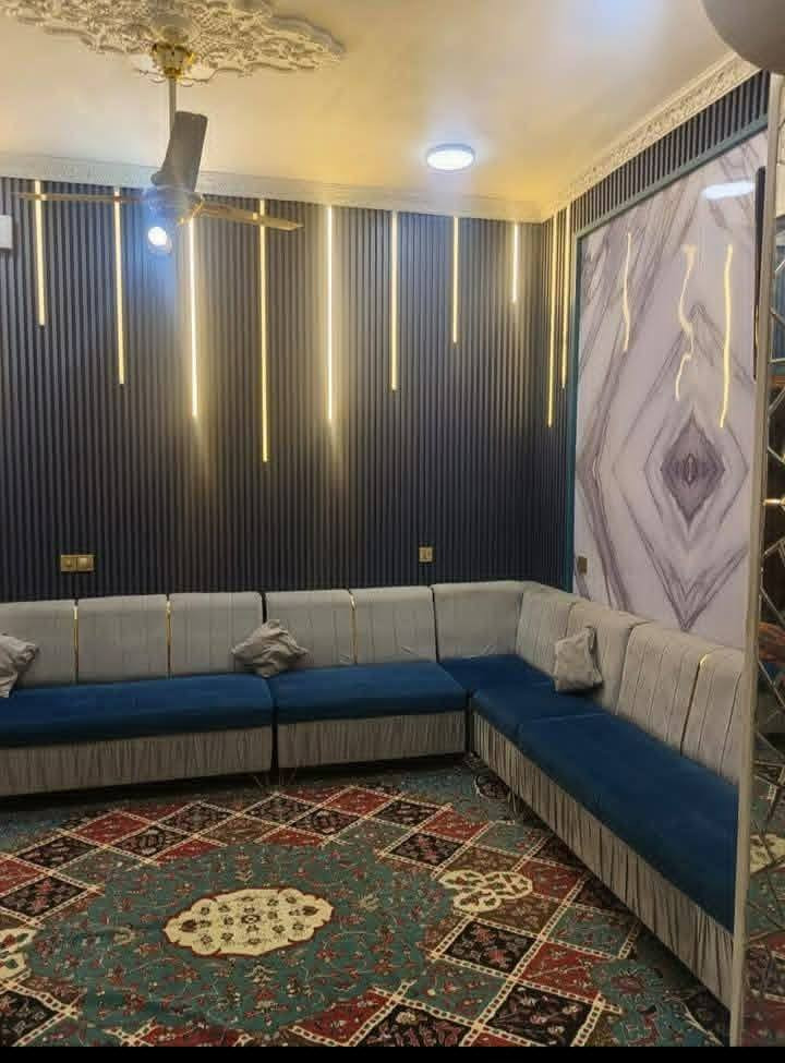 بيت للبيع مساحه.  ١٠٠م طابو صرف بناء جديد طابقين طابوك صب مسلح يحتوي على استقبال وصاله و٤ غرف نوم ومطبخ وصحيات عنوان قرب جسر موقع البيت على حديقة  سعره 40 مليون بي مجال اي استفسار اتصل ***********) ***********
 نستقبل جميع العروض
