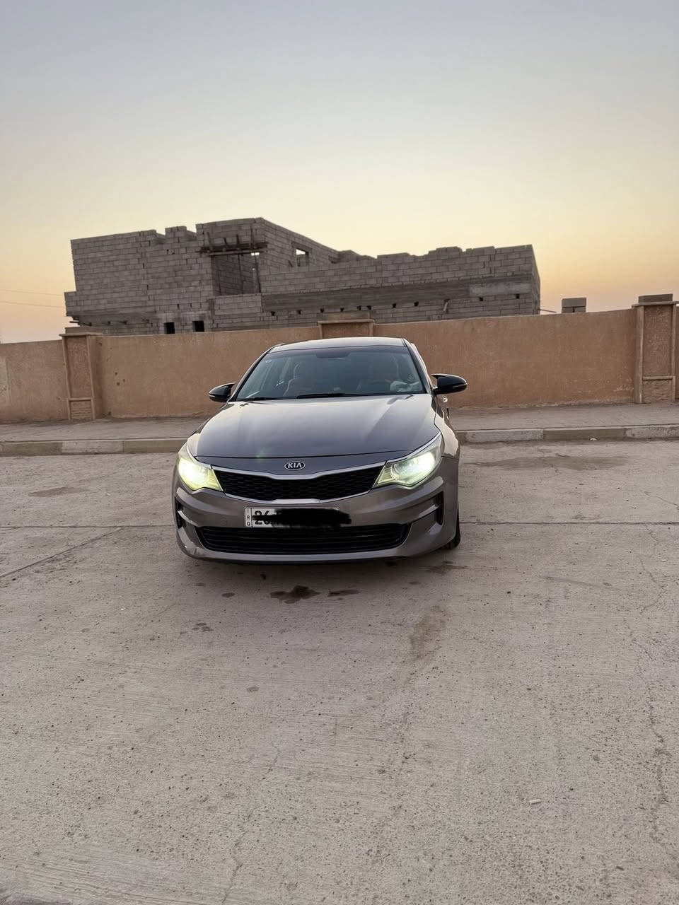 السلام عليكم كيا اوبتيما 2018باسمي رقم صلاح الدين دولي السياره جاهزه من كل شيء  مواصفات السياره تحكم ستيرن اشاره بالمري ثلاث وضع قياده كاميرا دواره حساس خلفي توقف ذاتي عند الاقتراب حادث السياره بنيد صبغ وباب مبدل بلادي 

مكان السياره صلاح الدين 

للستفسار الاتصال على الرقم ***********
