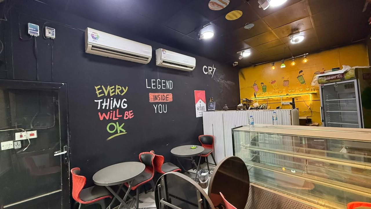 غراض للبيع 
سبالت عدد 2 للبيع
عارضة افقية للبيع 
عارضة عامودية للبيع 
ميز بار جيد جداً للبيع 
هواي اكو غراض للبي للي يريد يستفسر يتصل عل الرقم 
***********
او يراسلني واتساب
الاسعار جيدة وبسيطة
