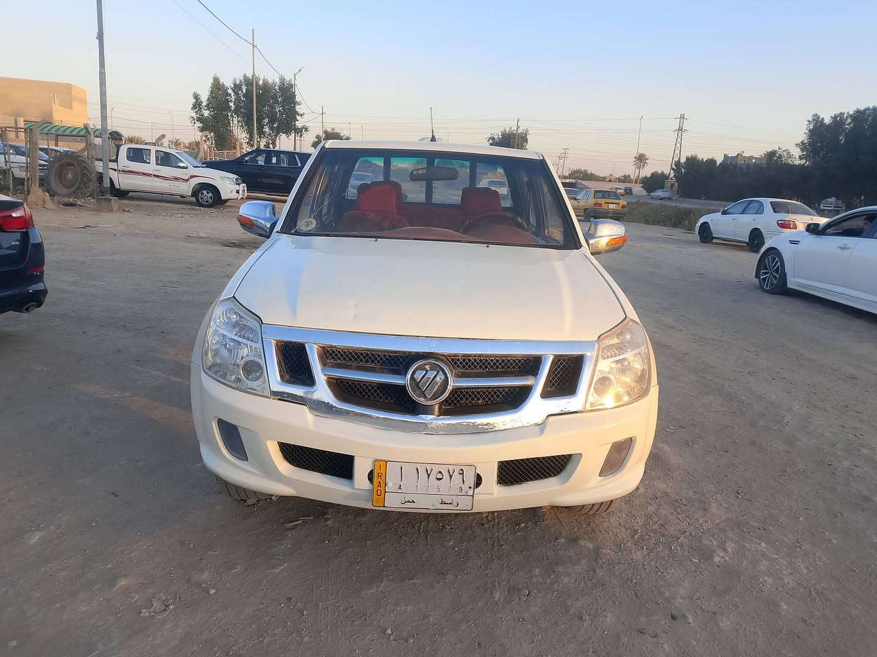 سلام عليكم فتون موديل 2013 مكفوله كير محرك حداديه جديده سنويه مجدده 2028 السعر 50 وبيها مجال اتصال *********** العنوان ديوانيه
