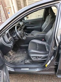 تيوتا كراون هايبرد موديل ٢٠٢٣ ماشيه ٢٧ مواصفات لمتت بيهه صبغ جاملغ وبن...