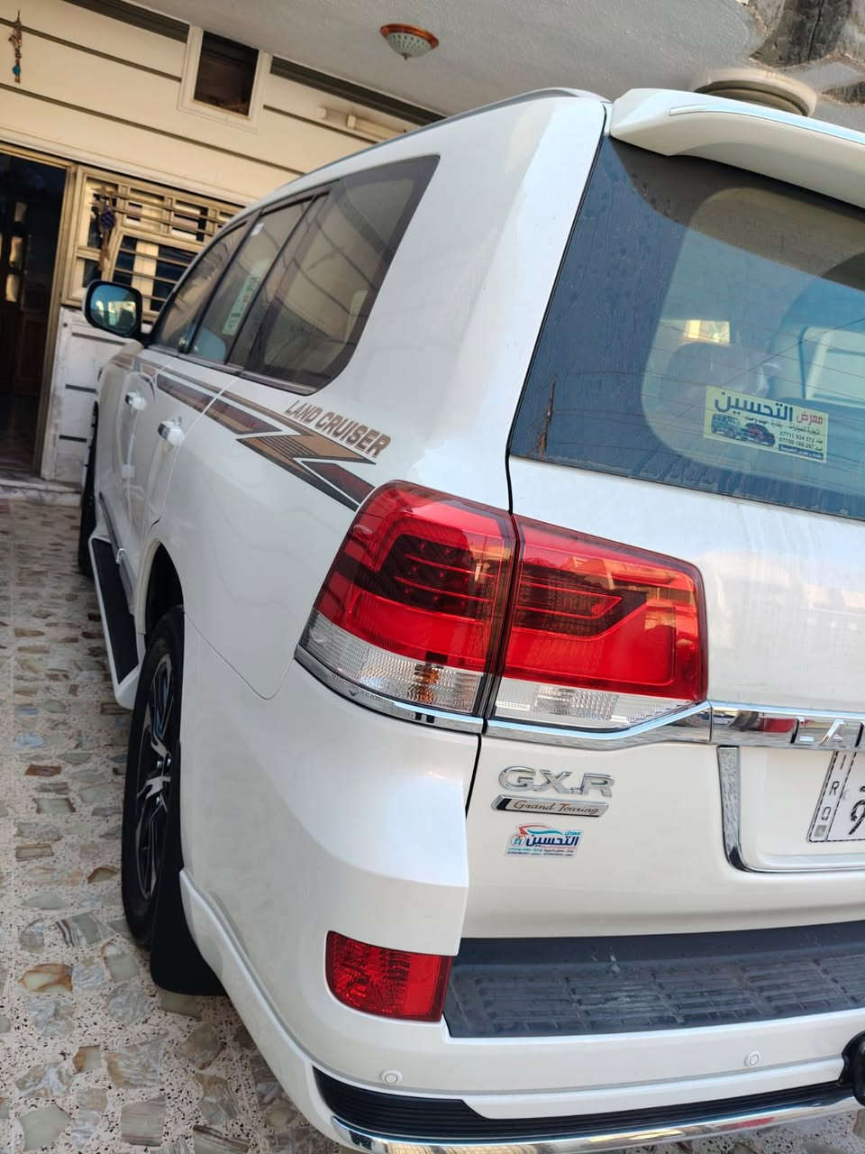 لاندكروز 2021 ( عل شرط بوضع الزيرو )
بريم اصل فول 1/1 ماشيه 15 الف 
السياره مكفوله من البارد والشخوط والتكحيل والرصعات مكفوله كفاله عامه حته البلاستك
داخل جلد اصلي بريم 
دبل كشن كهرباء 
كشن السائق 3 حركات
ديفيدي بل قماره 
تشغيل عن بعد 
فول تحكم استيرن 
شاشه اصليه 
دشبول زنون 
الباب الخلفي كهرباء 
بصمه تشغيل 
هوك خلفي 
طفايه 
حساس امامي خلفي 
زراك لايت ولايت زنون 
( ملاحضه هاي السياره متروكه لهسه يل مشت 15 الف وشرط الفحص )
البصمه الثانيه والعده والكتلوكات والكبات مال الشركه والسبير بعدهن ممستخدمات 
رقم بغداد دولي بسمي هزه وسنويه جديده
مكان السياره بغداد 
رقمي ***********
