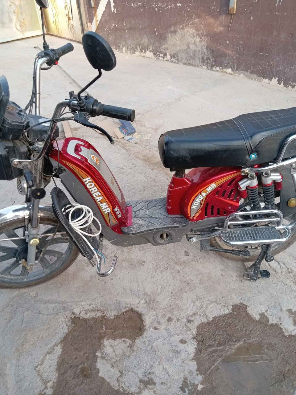 سلام عليكم دراجة شحن موديل ٢٠٢٣ دراجة استخدام ٤ أشهر السعر ٤٥٠ أوبيهة مجال ***********
