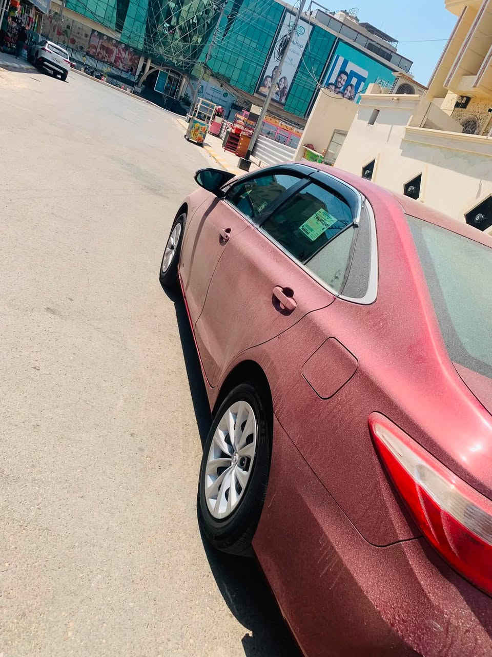كامري ١٧ للبيعLe مواصفاتها معروفه بيها  جاملغ ونص الباب سياره جديده مال بيت  للاستفسار*********** العنوان فلوجه
