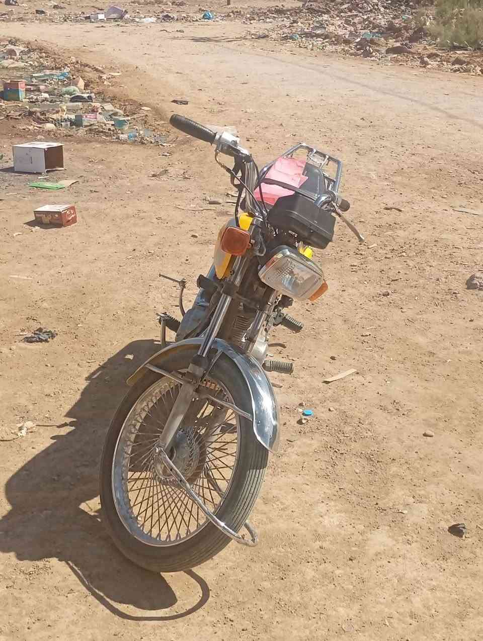 اربعه كير مديل 11 معمر 21 سعر 450
***********
كوت سفحه مقابيل شارع شيرازي
