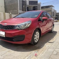 ‏السلام عليكم ‏كيا ريو 2013 خليجي حمراء Kia Rio رقمها نجف مميز ‏كل الت...