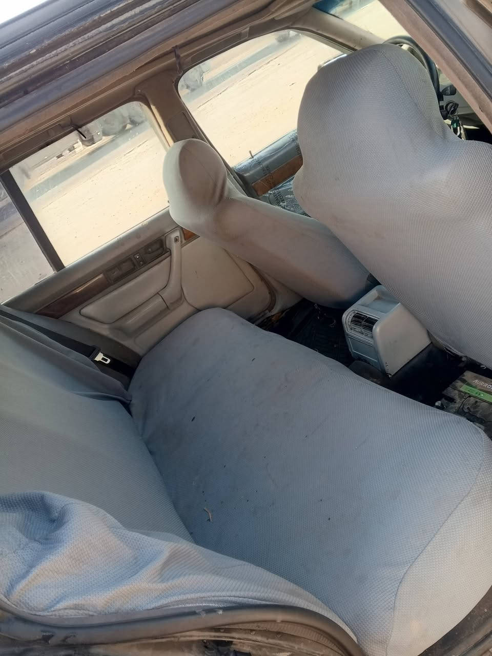 بیئیم مۆدێل1992 مەکینە 525 تۆماتیک  چوارجام کارەبا قوفڵ مرکزی سلایت گێر مەکینە توندوتۆڵی کارە بایی بشرت سەنەوی وکالە ئەوەلیات بشرت ئارم پلاستیکیشە بەڵام ئارمەکەی بەشەرت نادەم سعری 22ورەقە ***********
