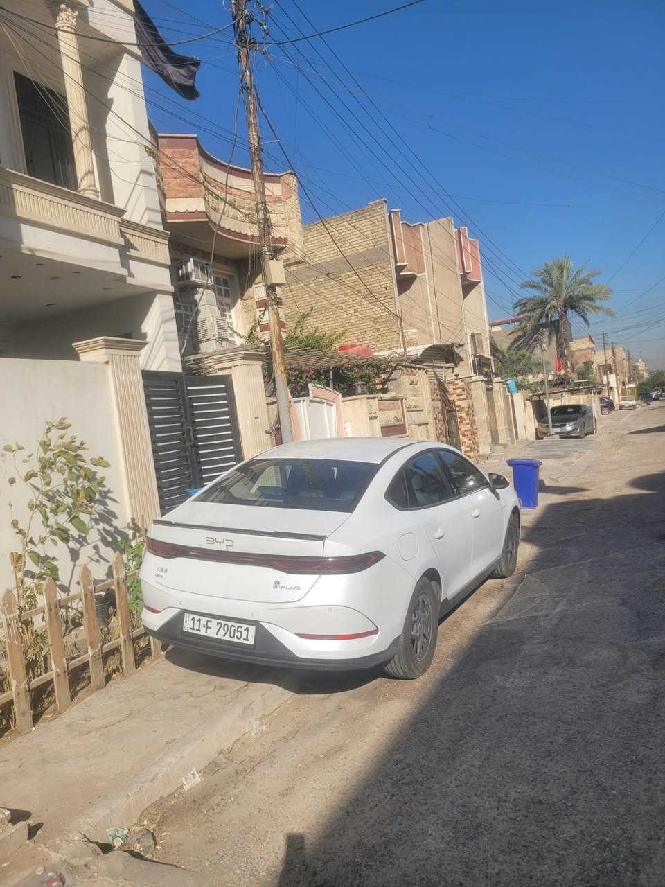 بي واي دي كن بلص 
ماشية ١٢ الف الكلي 
بدون اي نقص سيارة جاهزة باسمي 
بيها فقط بارد بسيط بالجنطة
للبيع ب١٨ 
مكاني بغداد الشعب 
***********
