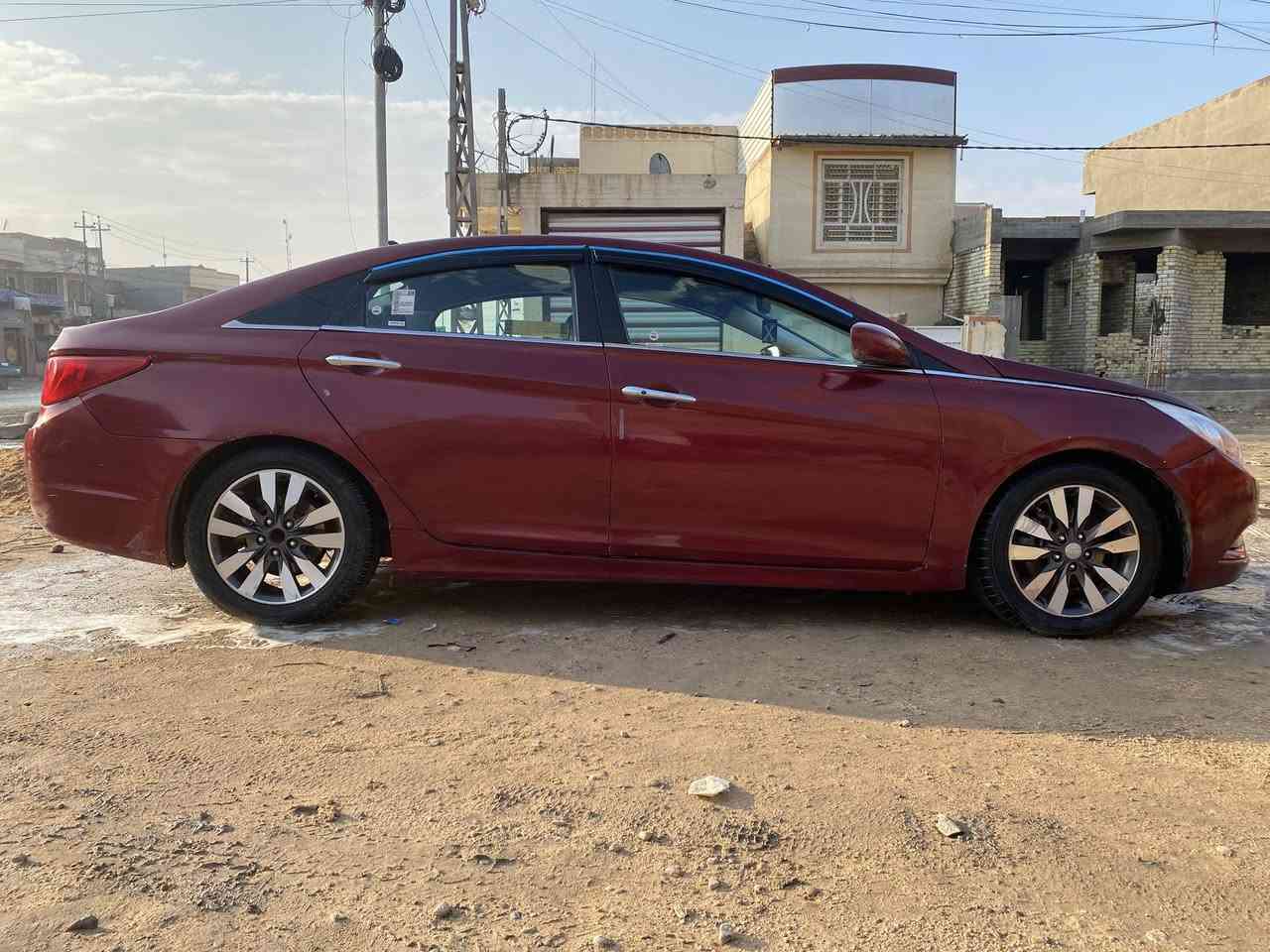 سلام عليكم
سوناتا موديل 2011
بسمي رقم بغداد 
مصبوغه عام اثر جراد 
مكاني حله شارع 80
***********
