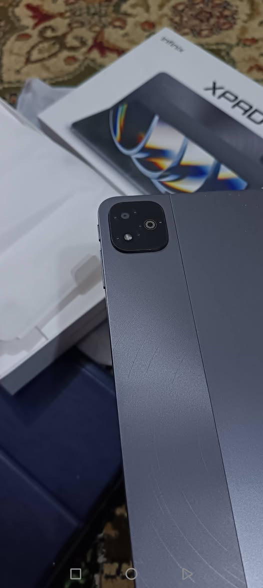 ايباد للبيع مستعمل قليل جدا للدراسه فقط لفترة قصيره مابي اي ضرر فقط فطر باللزكه ذاكره ٢٥٦
جهاز لوحي Infinix Xpad. 
يأتي بشاشة كبيرة بحجم 11 بوصة ودقة +FHD ومعدل تحديث 90 هرتز.
يعمل بمعالج MediaTek Helio G99.
يتوفر بخيارات ذاكرة وصول عشوائي (RAM) تصل إلى 8 جيجابايت ومساحة تخزين 256 جيجابايت.
يحتوي على بطارية كبيرة بسعة 7000 مللي أمبير أو 8000 مللي أمبير.
يدعم القلم ولوحة المفاتيح.
يدعم الألعاب القوية
السعر ١٩٥ الف بي مجال


**إذا كنت صاحب هذا الإعلان وتريد حذفه لأي سبب، رجاءا أرسل رسالة إلى الدعم الفني**