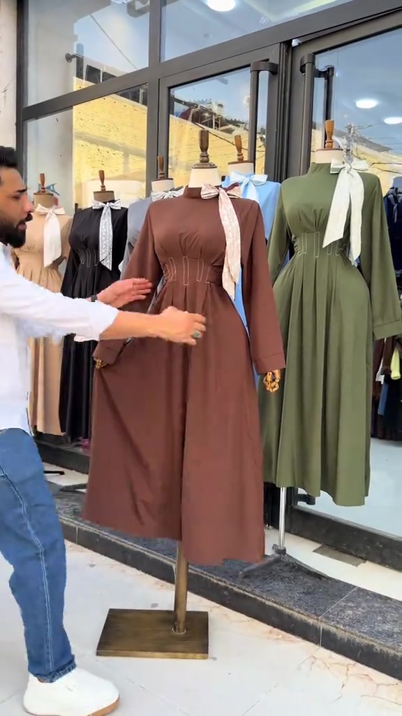 مجمع علي البيروتي🙋‍♀️ التفاصيل 👇الموسم الصيفي     فستان خامه دبي  سعر 25-الف   يتوفر توصيل 🚚 إلى كافه محافظات العراق  38 40 42 44 46 48 رقم الحجز *********** رقم الحجز *********** بسم الله توكلنا على الله #مصممين #اناقه #فخامه #البصرة  #بريهه    ⁩⁩⁩
