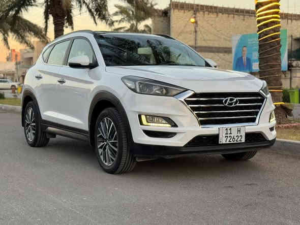 السلام عليكم
توسان ٢٠١٩ خليجي فول مواصفات بصمه وبانوراما وتحكمات أوامر صوتيه حسا سات كامره دواره السياره فول مكفوله كير محرك صدر بيه نص باب وره السايق مصبوغه وشويه بالدعاميه الاماميه سياره ماشيه ٨٤ الف حقيقي بسمي مكانه السيديه سعره ١٩٣ تلفون *********** ابو يوسف
