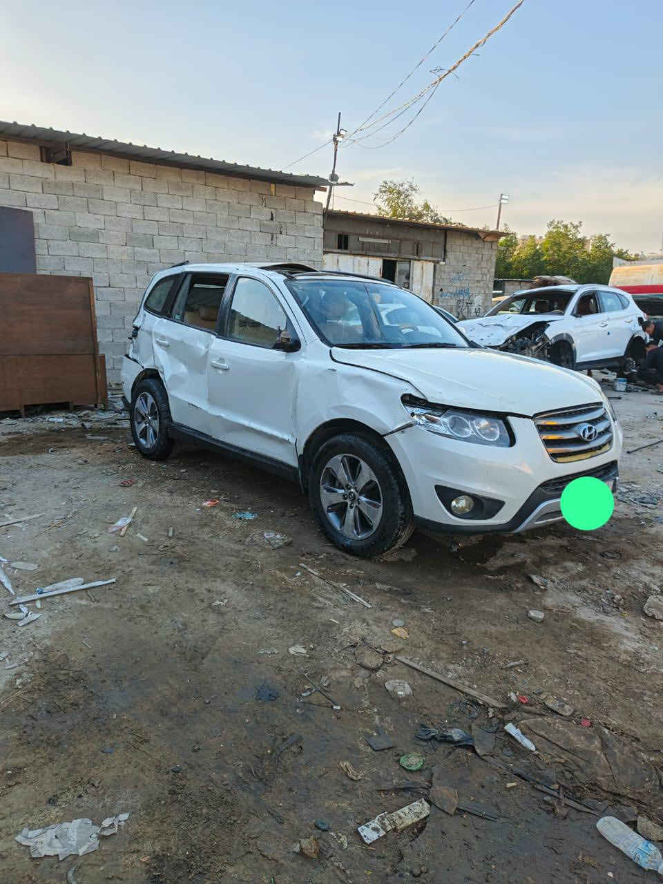 للبيع سنتافيه 2012 خليجي رقم اربيل تحويل مباشر تعرظت ل حادث وابيعها ع حادثها محرك 2400دوش فتحه 3قطع تبريد 7راكب كامره السياره شغاله وتمشي مكان السياره بغداد الامين الثانيه الشراي يتصل ويدلل (***********) (***********)
