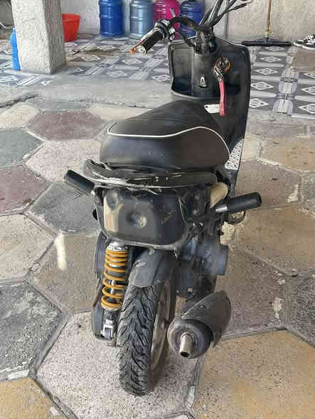 سلام أعليكم ماكس مال لعب دراجه بلاديه اتخبللللل شلعه او ناقصه بطل بس بيه تزويد مثل وا واضح كشن 4 ولفات 
بجم 4 
بيه تعلاكه اصليه قبغ عنابر اصلي يدات بيك سمارت اصليه بيه فراكه بريك قبغ جوزه صالنصه صجمه الدراجه كامله مكمله قفل جنطه قفل استيرن كله شغال كربأيات كله شغاله  
السعر 700 او بيه مجال بصيط ميعجبك المنشور اطلع كبل 
عنواني شهداء البياع *********** او مراوس عادي شعندك دزلي خاص
