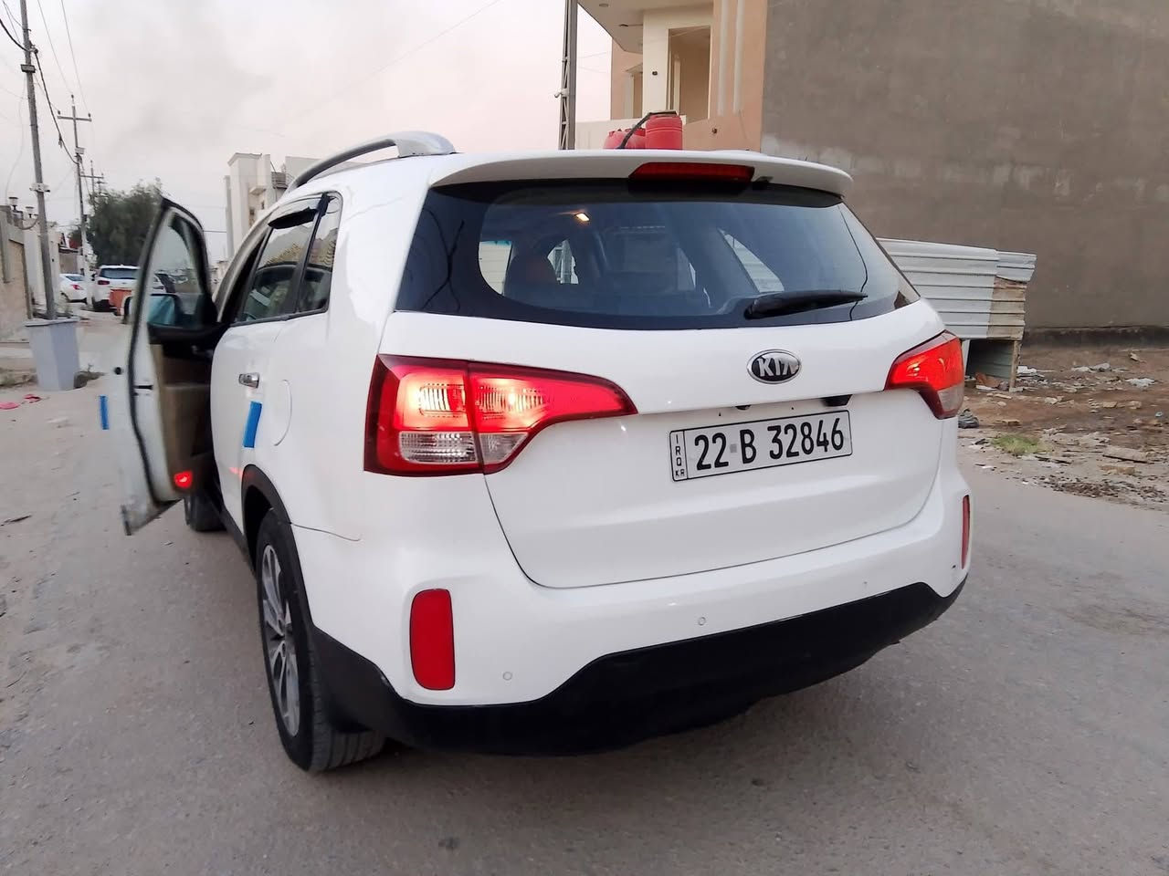 سورنتو مديل ١٣ شكل ١٥
محرك ٦ فول مواصفات 
بصمه تشغيل امتجايه صفحت السايق ابيع صبغ عام تخم تاير حداديه جديده سياره كلش حلوه اوجاهزه من كلشي حيل نضيفه رقم اربيل راعيه يمي سعره ١٣٧ بيه مجال العنوان كربلاء حي الغدير 
***********
***********
