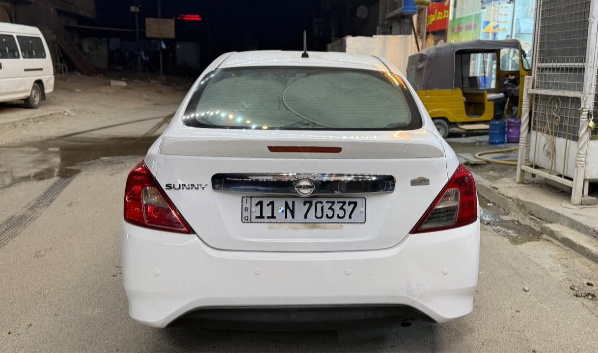 السلام عليكم سني موديل 2019 ماشيه 85 رقم بغداد الجديد باسمي سنويه جديده هزه جديده رقم جديد نضيفه جدا خير من الله تخم تاير حداديه جديده مدوشمه كل السياره حته الارضيه مكفوله كفاله عامه من الصبغ والتبديل فقط بارد ولسونار مرفق مع الصور  استخدام شخصي 
الف متصرف عليه غير التحويل 
 مكاني بغداد للتواصل 
***********
