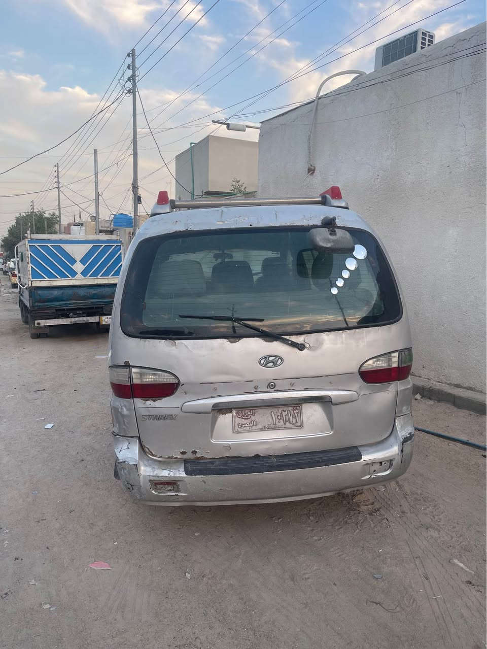 سياره كيه البيع بيهه نفخه من القبق سياره حداده نص عمر سياره حلوه ودوخلهه نظيفه مكلف بلنشر راعيهه يبيع كوم حديد مله علقه بكلشي رقم بصره صدامي العنوان البصره قرب المحكمه جنيات مل الكزيزه ‭

‭0772 112 1322‬ هذه رقم راعيهه 
السعر 30 وبيهه مجال البصرة, العراق
