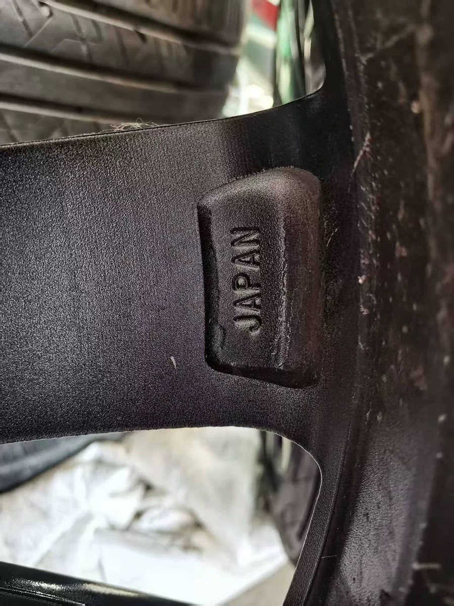 تخم ويل كب تويوتا كراون اصلي شركة مع تخم تاير دلوب اصلي 
مستر تويوتا لتجارة قطع غيار سيارات اليابانية حديثة 
كامري / RAV4 / اقالون / ليڤين / كورولا كروس / سيينا / كورولا 
جملة - مفرد 
السنك - قرب جسر السنك - عمارة الخياط 
للاستفسار ***********
