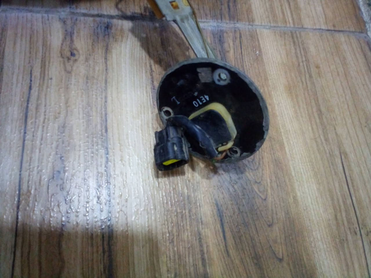 حاويه كارته اخضر اصلي  سعر ٦٠ قفل بدون عمله بعقوبه*********** تأخذ على فحص
