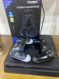 بلي فور للبيع (جوستك اصلي وحده عادي ) نص تيره بي 7 لعب مع سماعة راس ال...