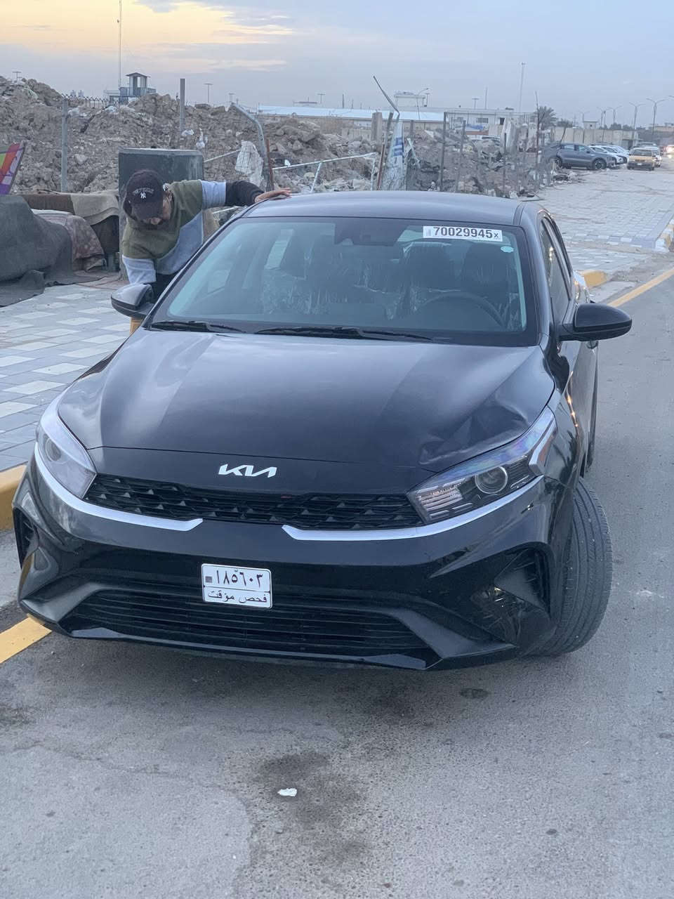 سلام عليكم فورتي موديل 24 دخول جديد ماشيه 6الاف حادثها جاملغ خلفي جهة اليسره معمر نفسه مكانها بغداد ***********
