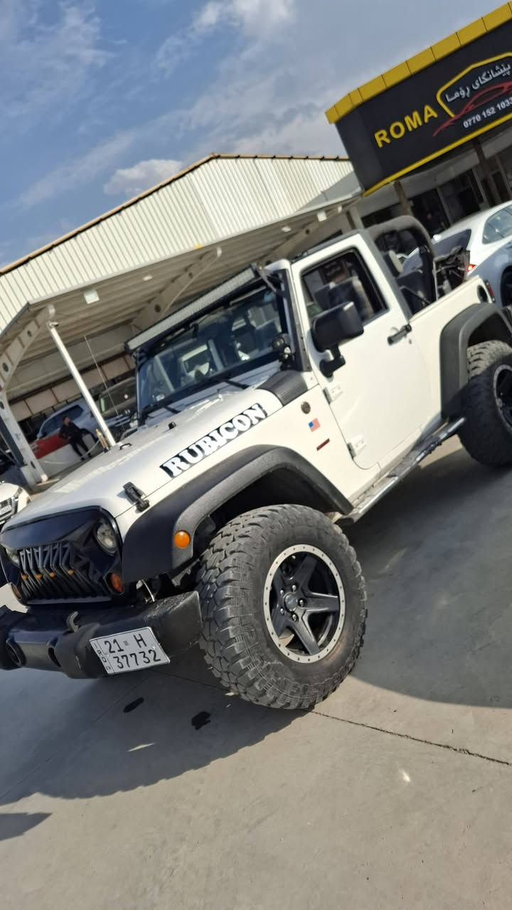 مۆدێل 2010 شەش بستۆن گێرو مەکینەی نەکراوەتوە 
110هەزار ڕۆشتوە  125 معامەلە ***********
